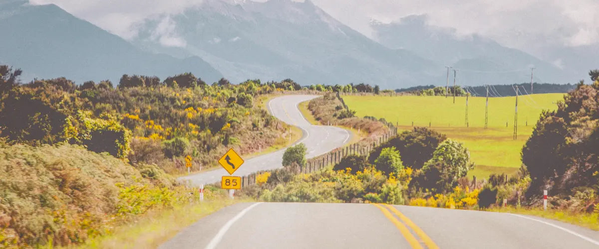 A winding New Zealand road