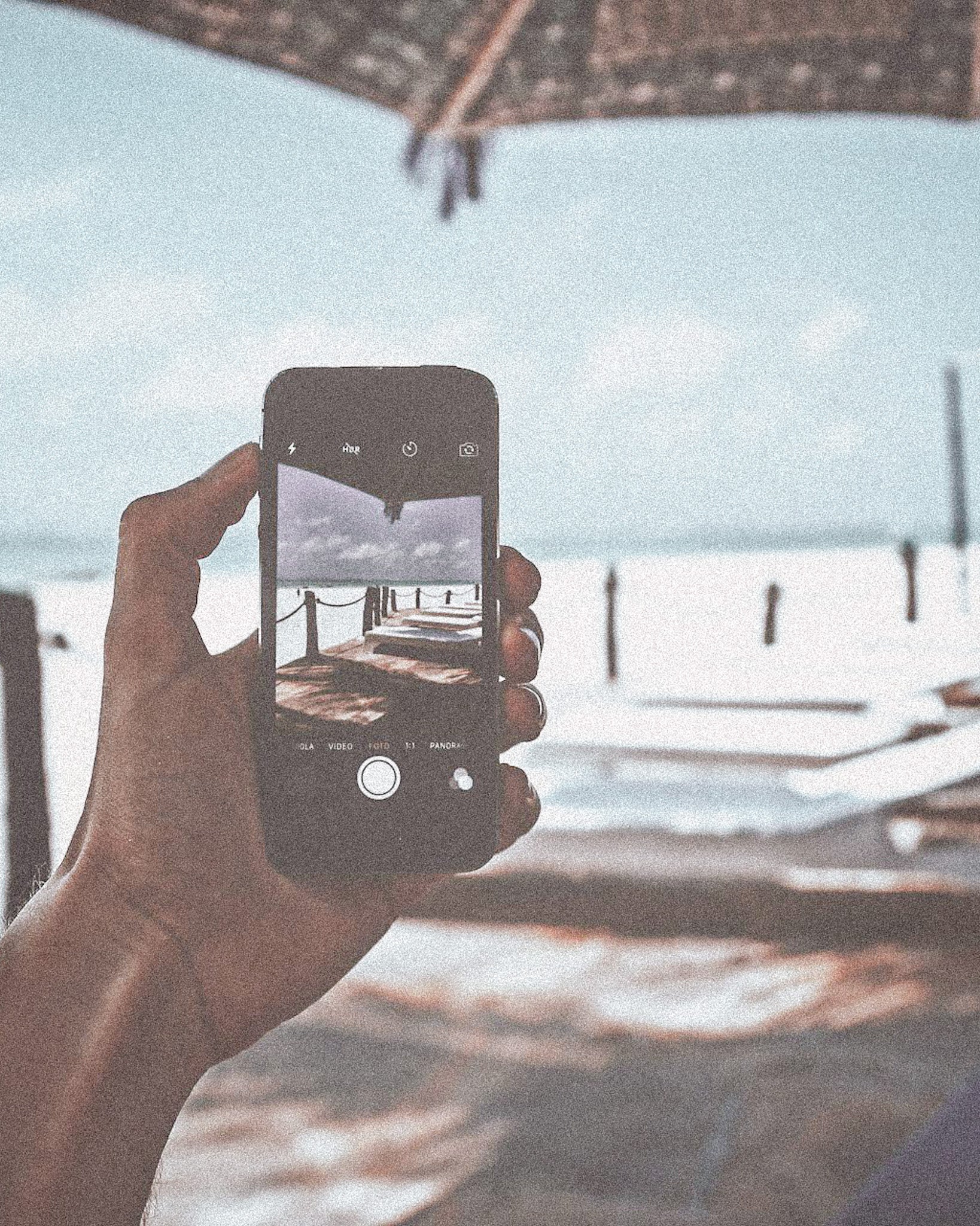 SIMs vs. eSIMs for Travellers: Which Are Better?