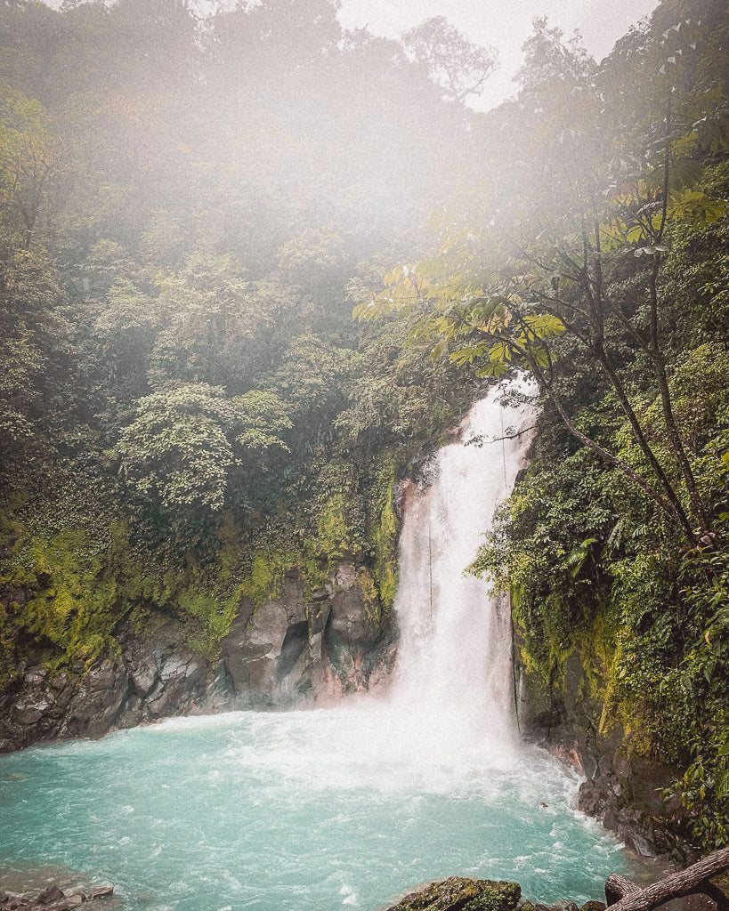 Buy a travel eSIM for Costa Rica
