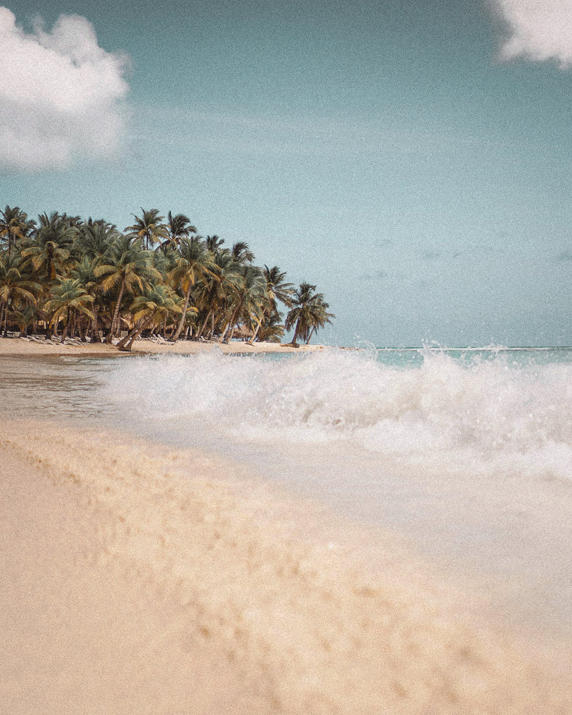 Buy a travel eSIM for Dominican Republic