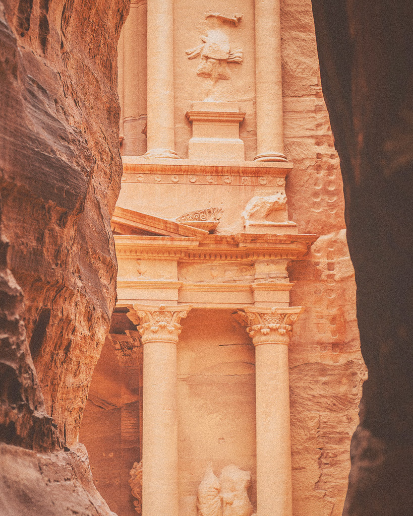 Buy a travel eSIM for Jordan