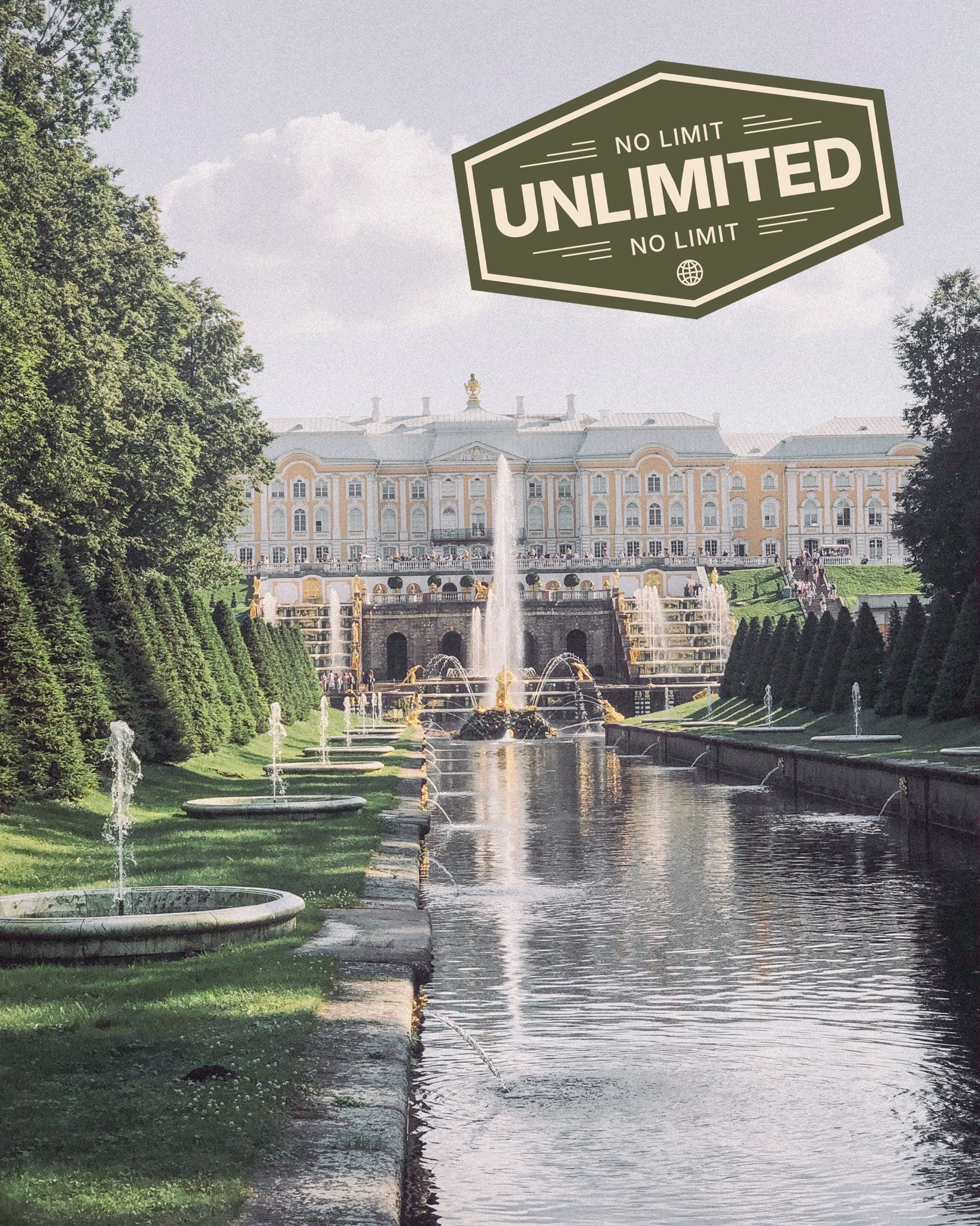 Russia landscape showing iconic St. Petersburg building, promoting eSIM unlimited data for travellers